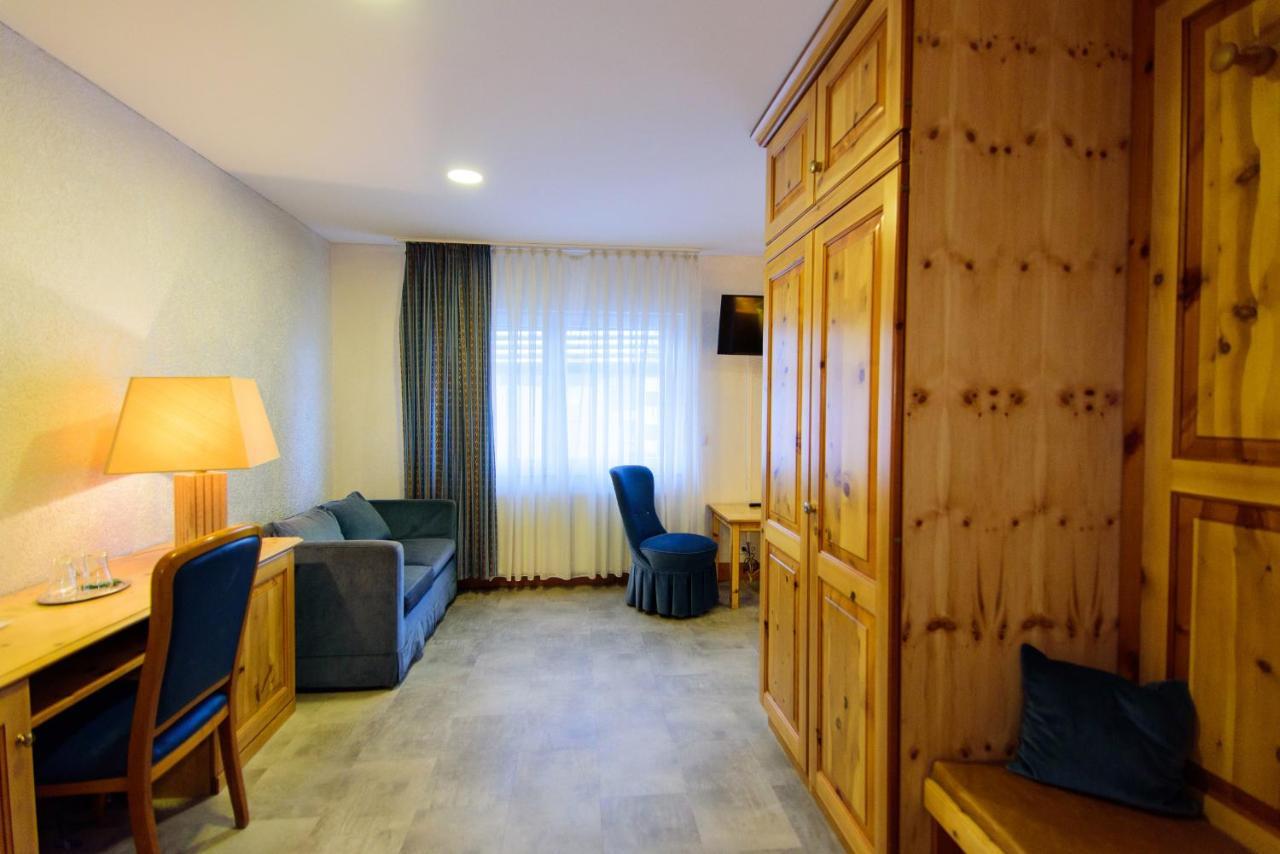 Hotel Bohn Metzingen  Exterior photo